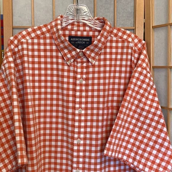 Abercrombie & Fitch S/S Buttondown - Picture 2 of 6